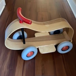 Sirch Kids Wooden Push Toy
